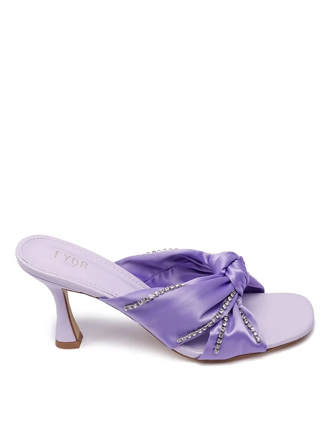 فايور صندل نسائي ساتان بعقدة